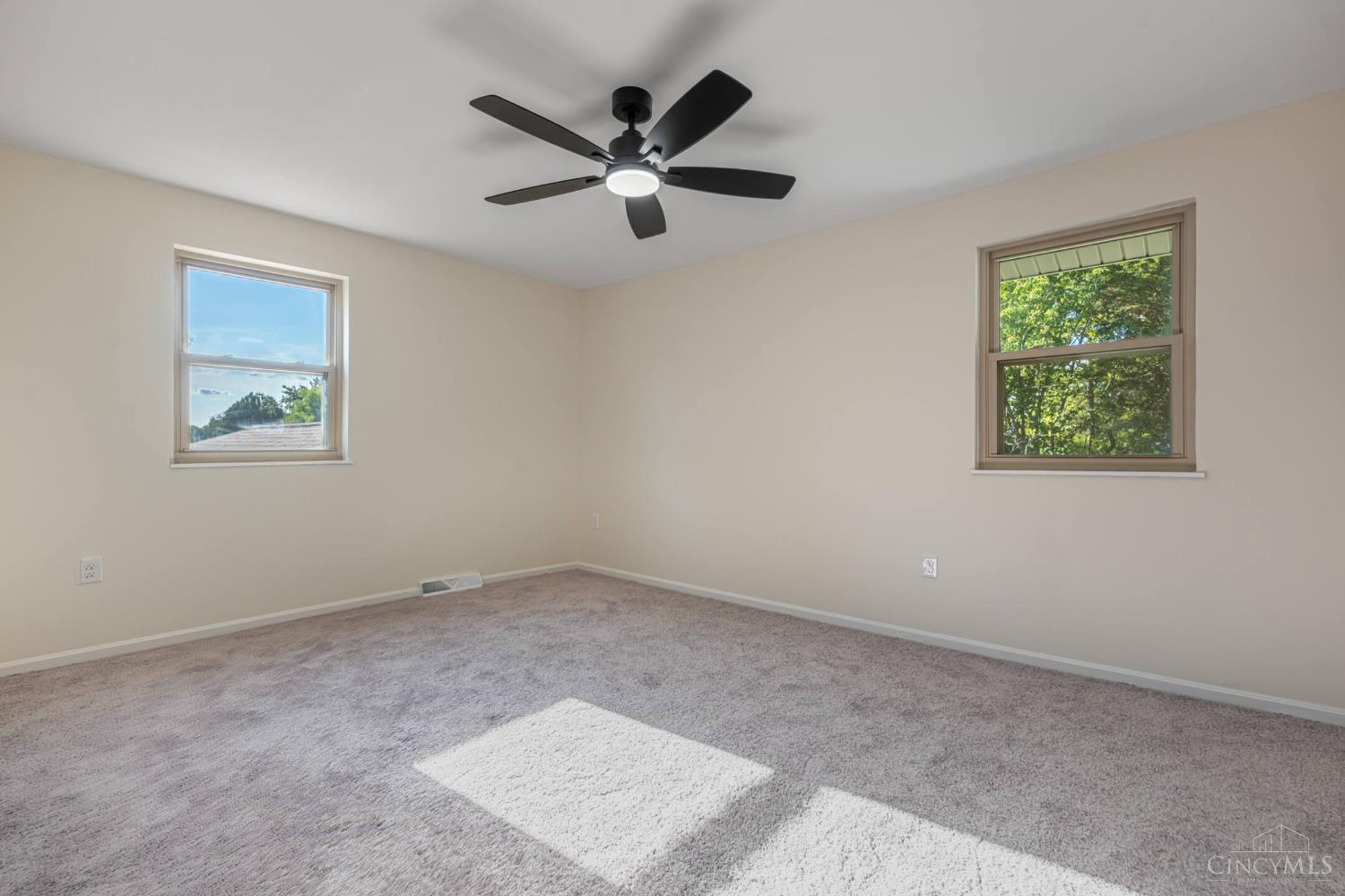 8249 Lakenoll Court