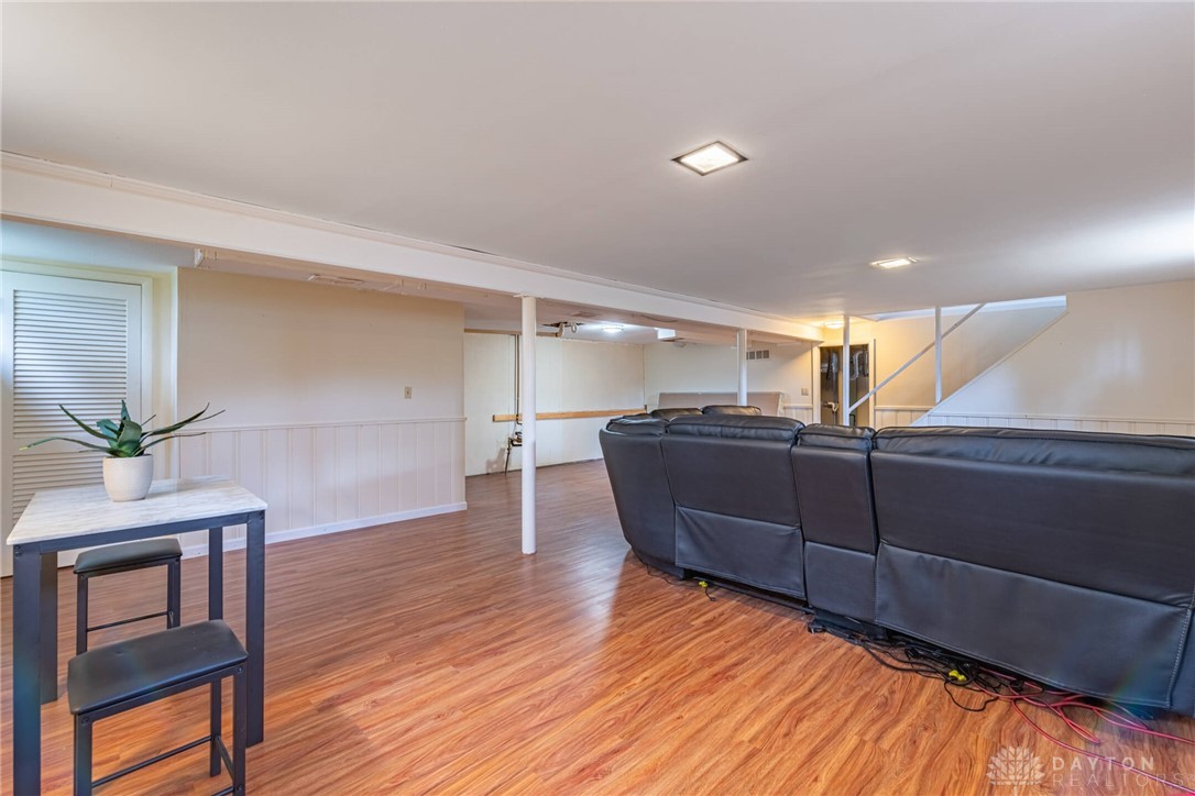 1994 Surrey Court