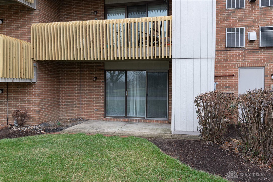 1102 Arrowhead Crossing B
