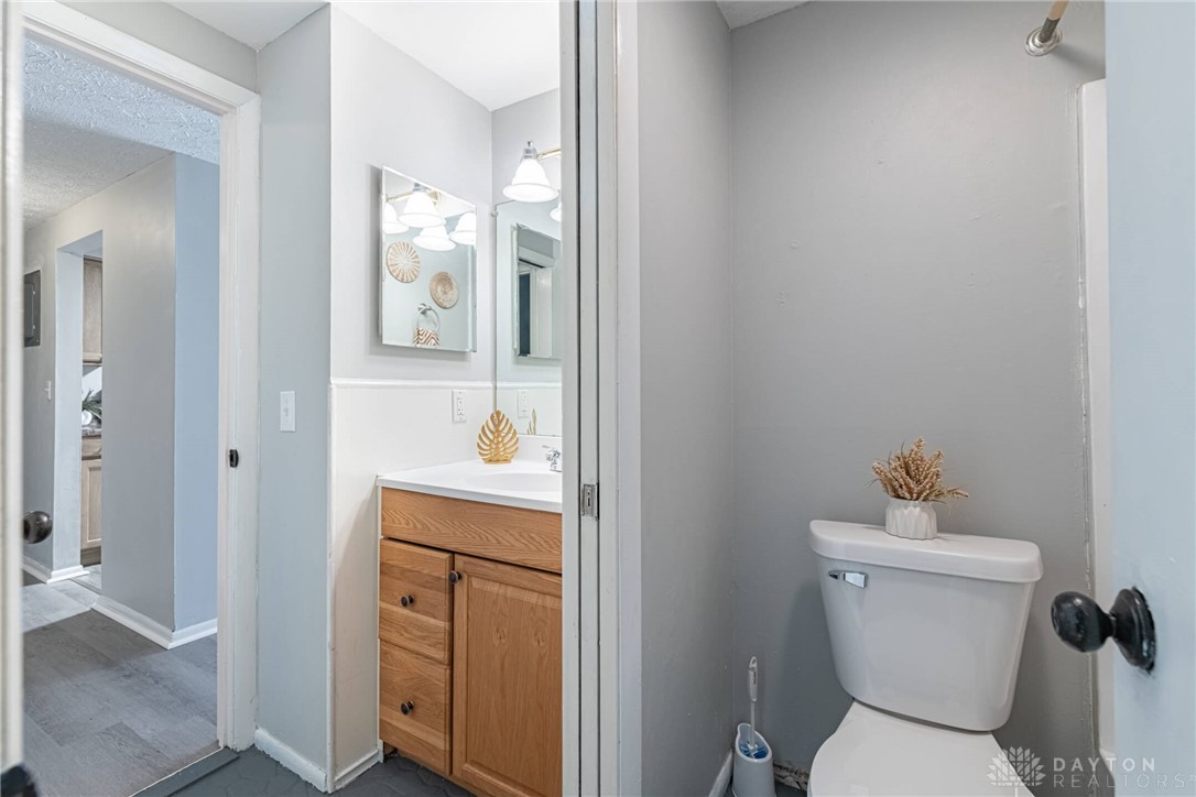 1102 Arrowhead Crossing B