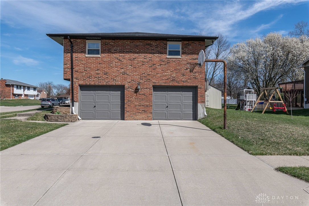 654 Benavides Drive