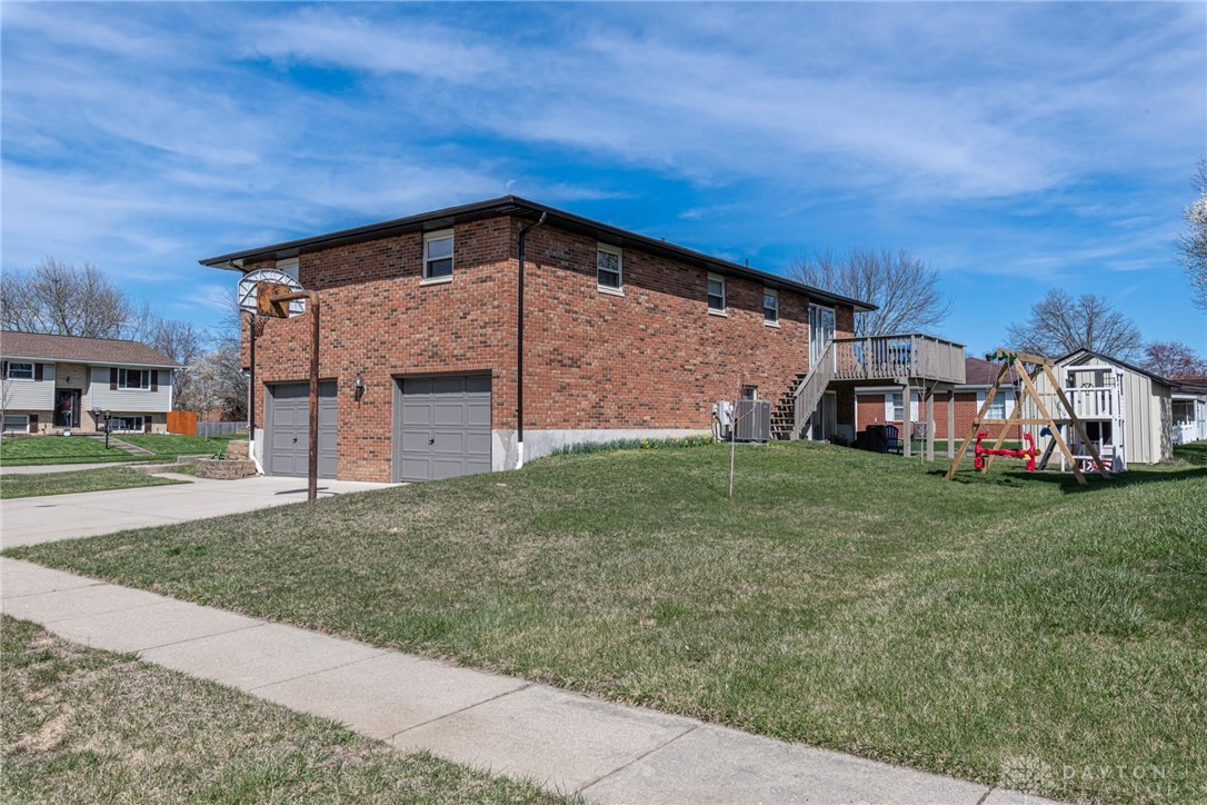 654 Benavides Drive
