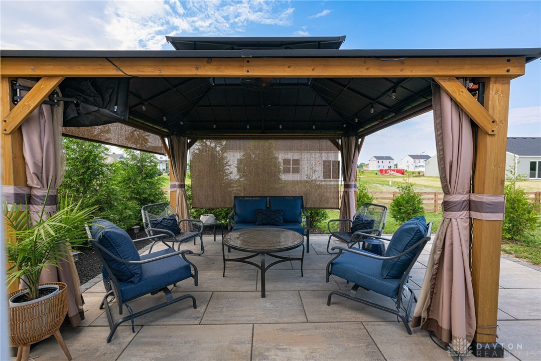 1604 Ashbury Court