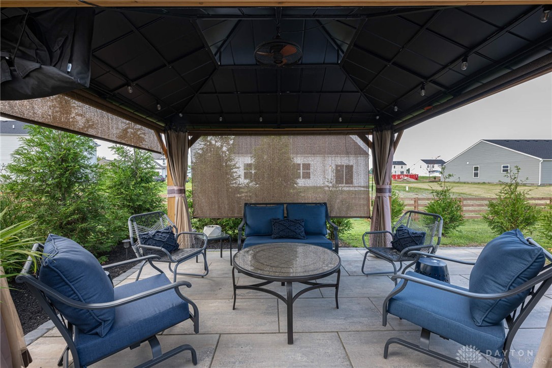1604 Ashbury Court