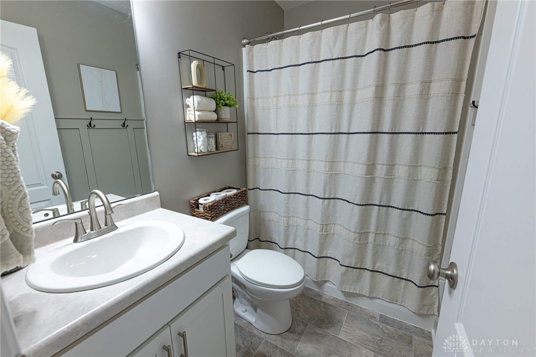 1604 Ashbury Court