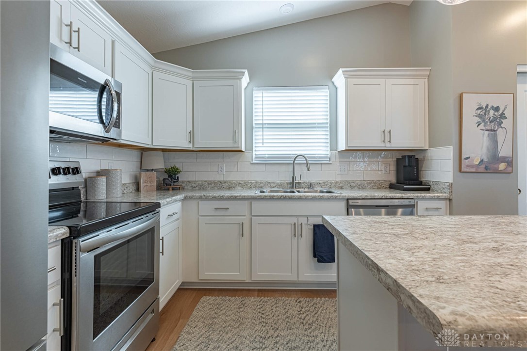 1604 Ashbury Court