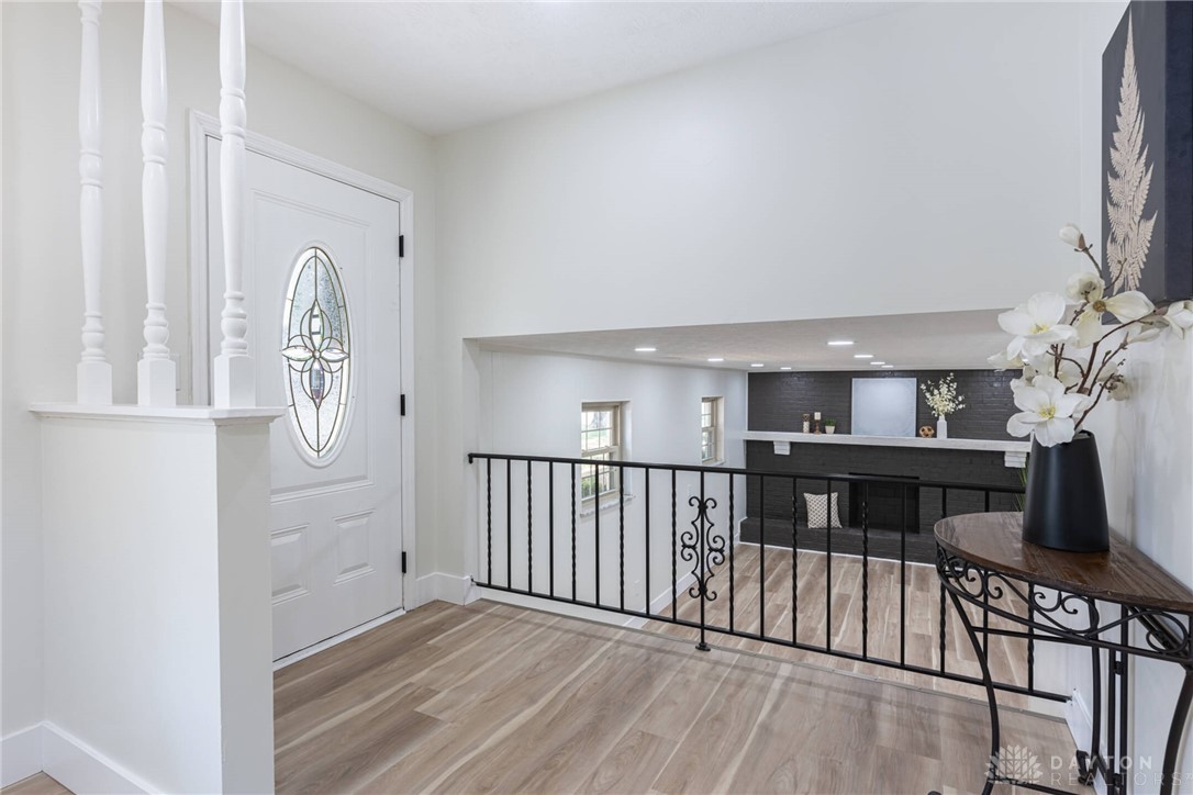 5556 Chateau Way