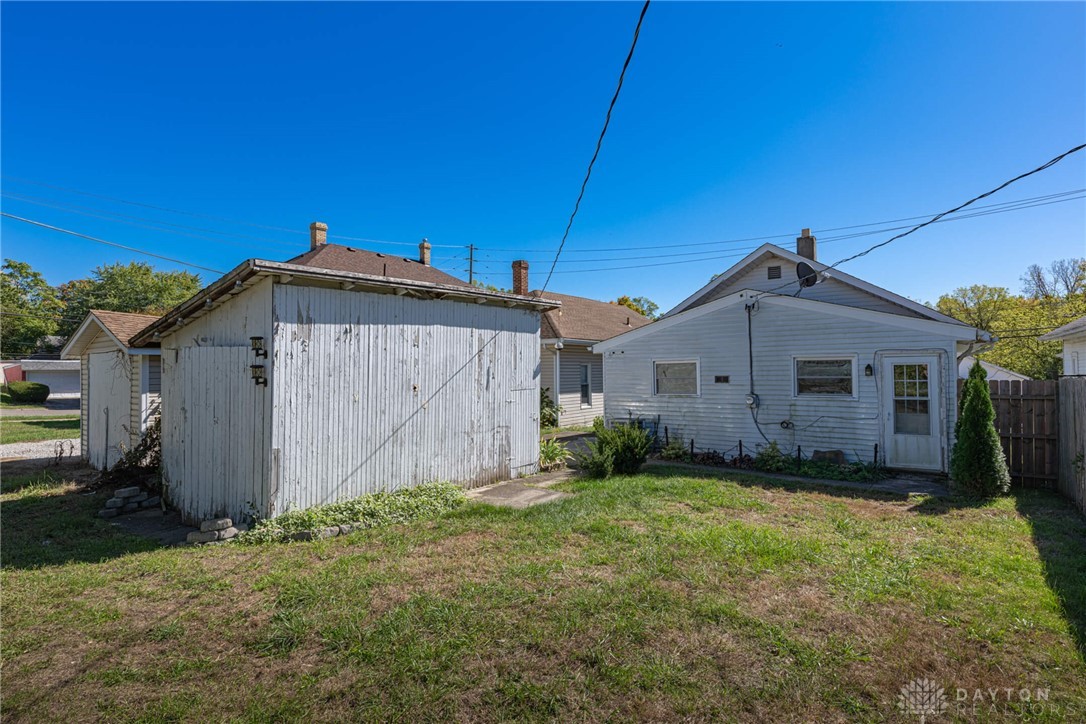 320 E 3rd Street