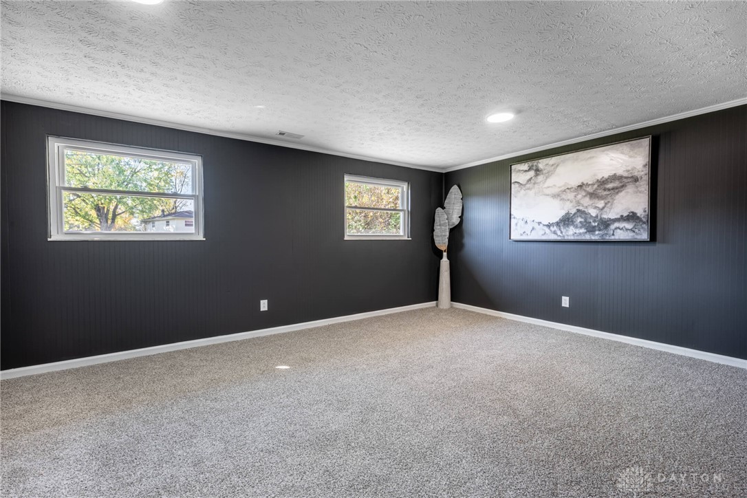 5744 Lake Circle Drive