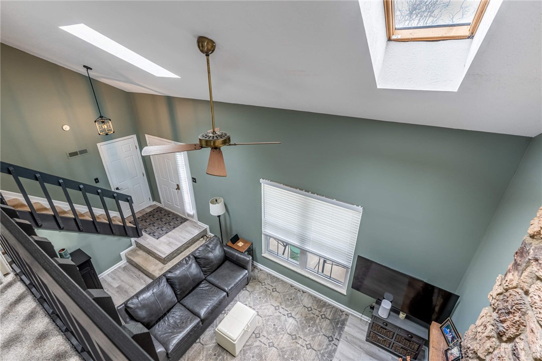 2090 Foxknoll Drive