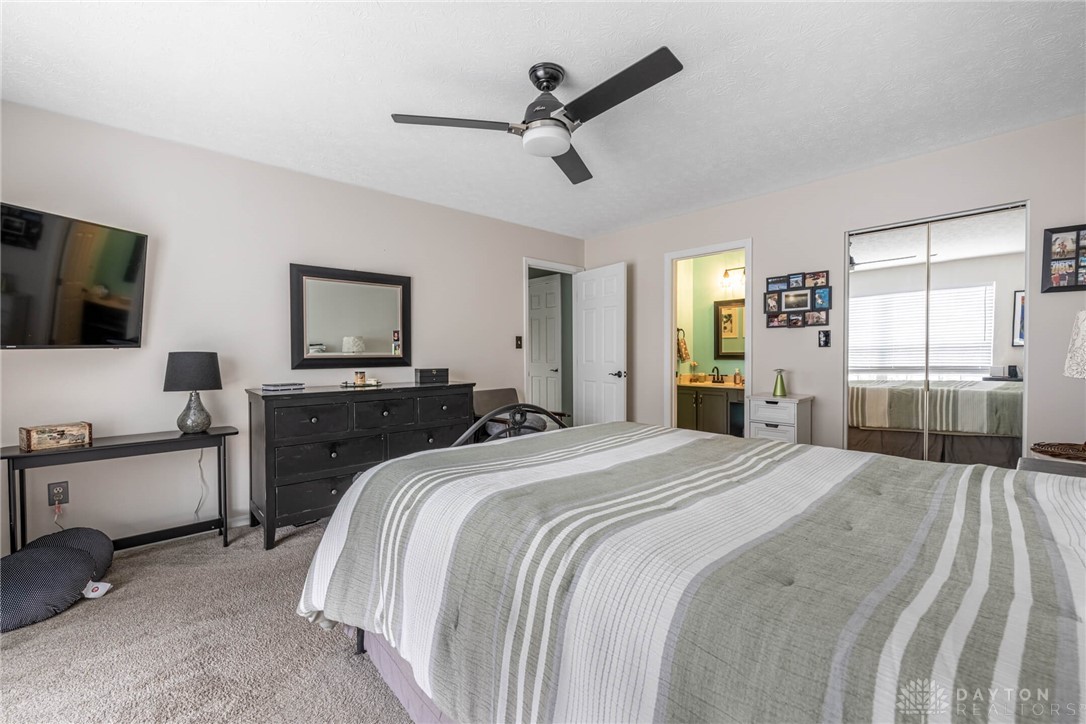 2090 Foxknoll Drive