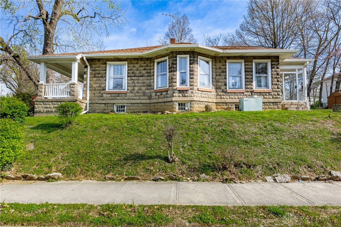 3008 Losantiville Avenue