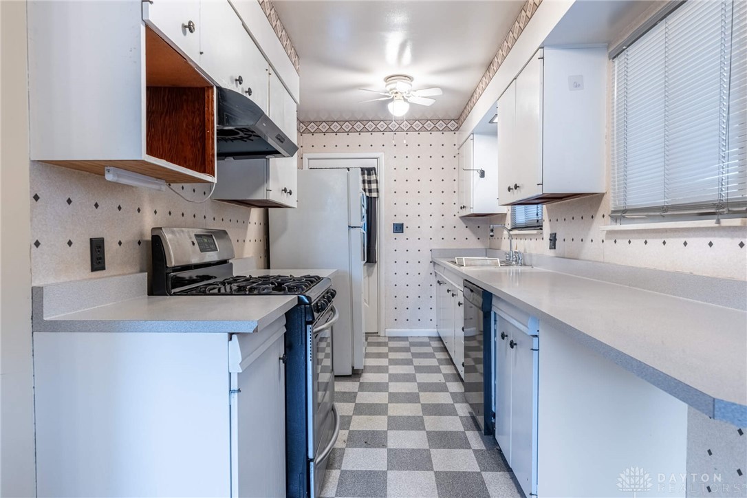 19 Desales Avenue