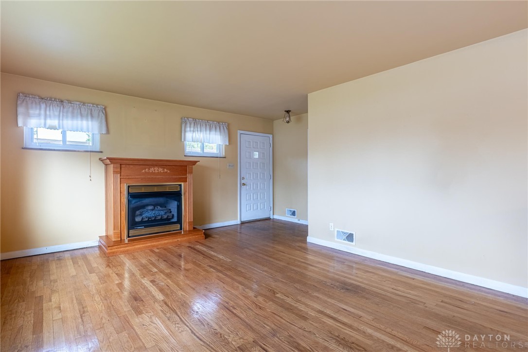 19 Desales Avenue