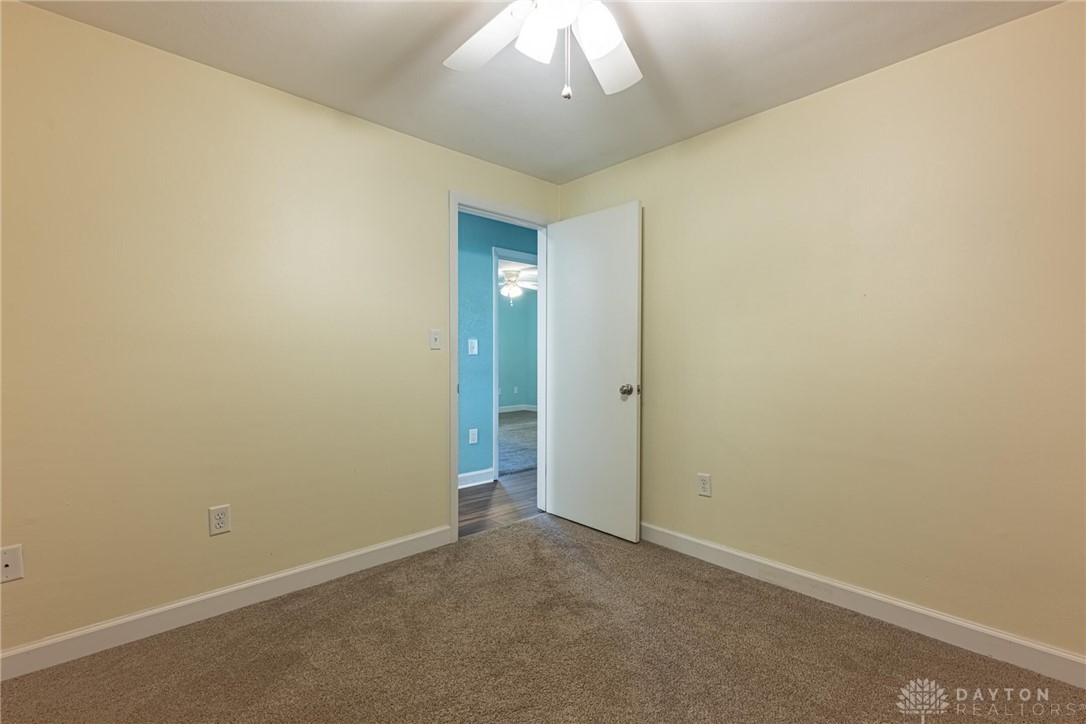 1172 Bay Lane