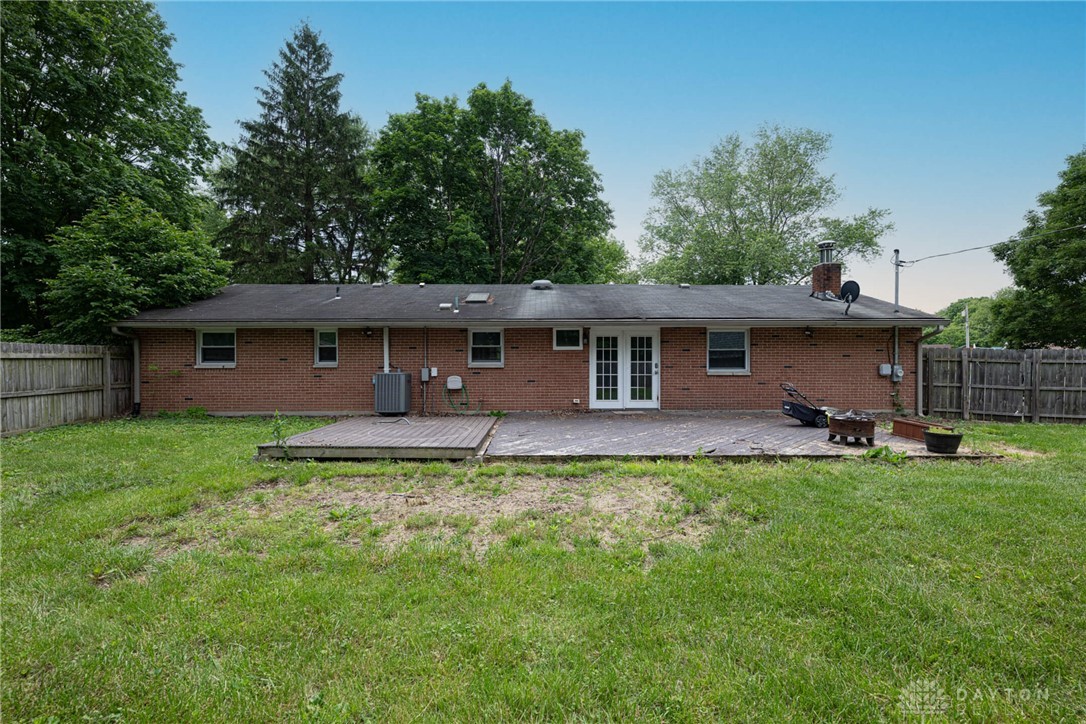1172 Bay Lane