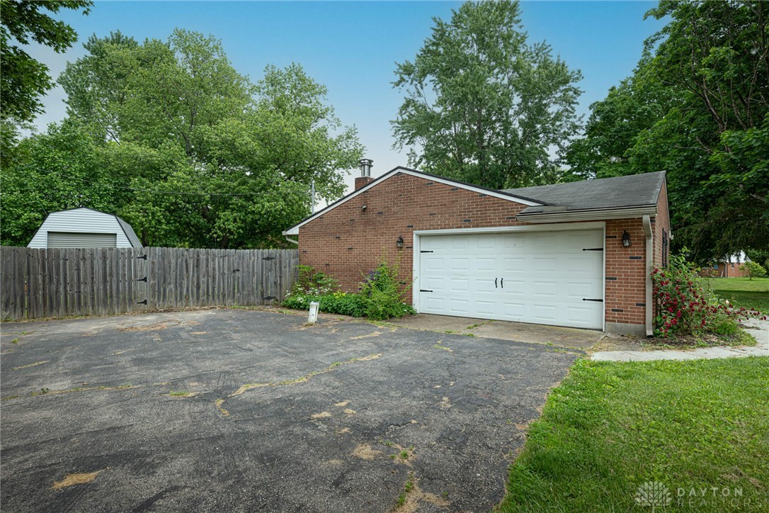 1172 Bay Lane