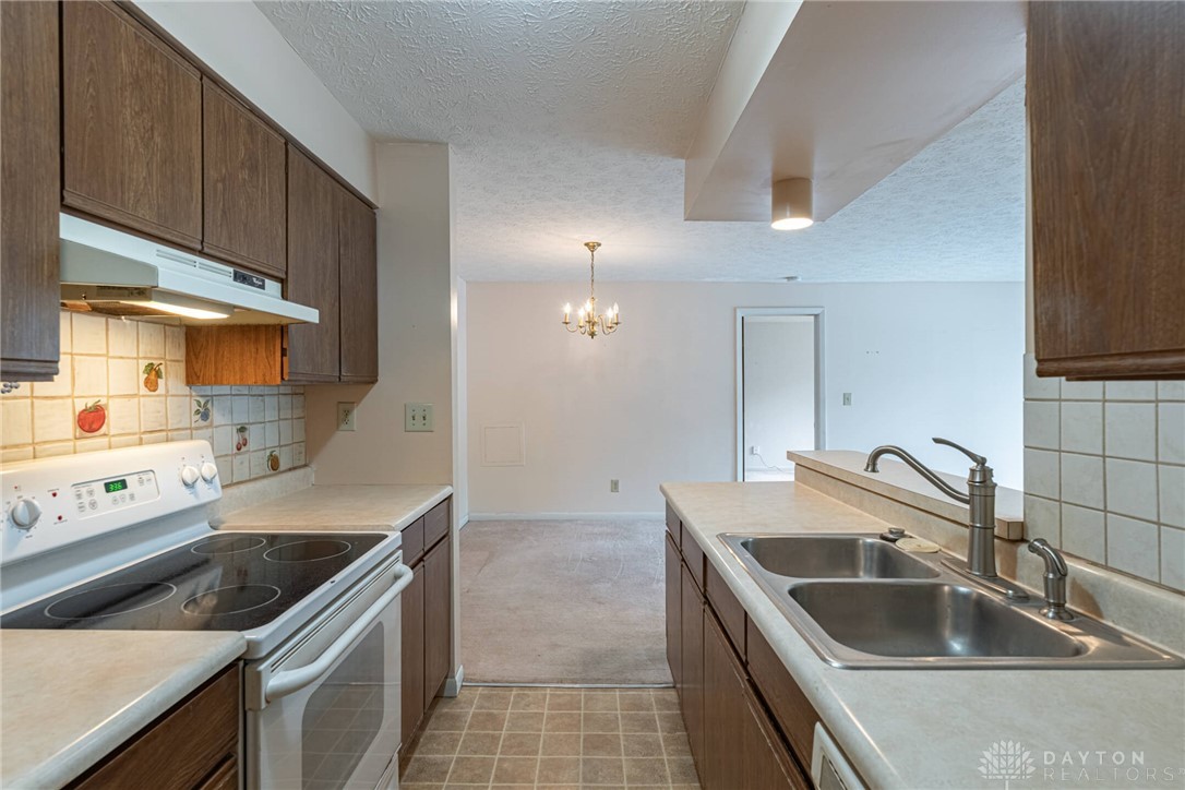 5984 Meadow Creek Drive 5984-7