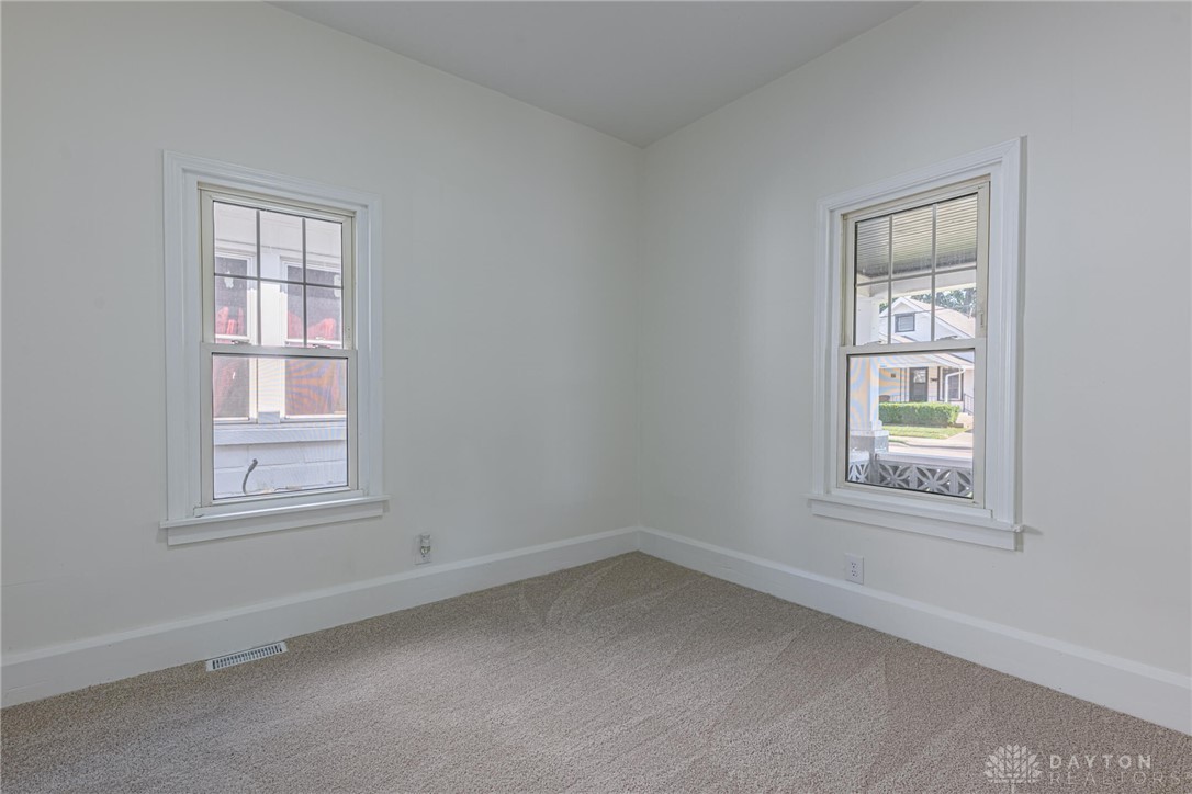 15 Hudson Avenue