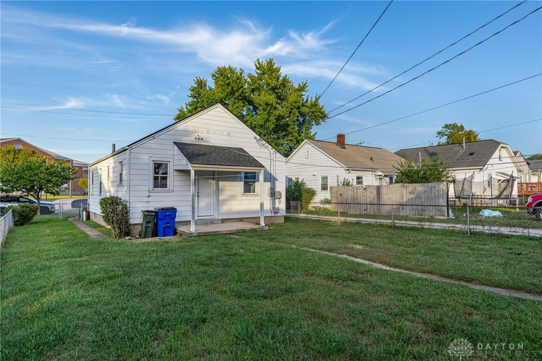 1327 Dayton Street