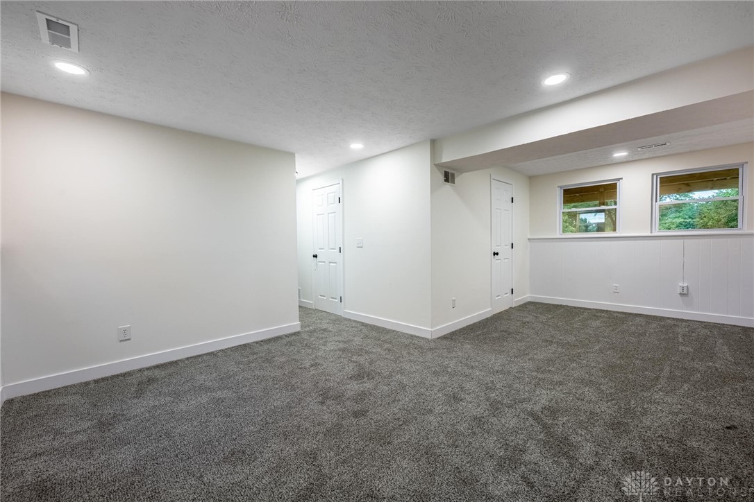 7859 Kingsgate Way