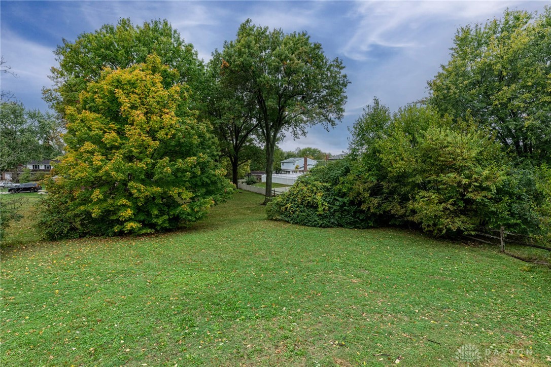 7859 Kingsgate Way