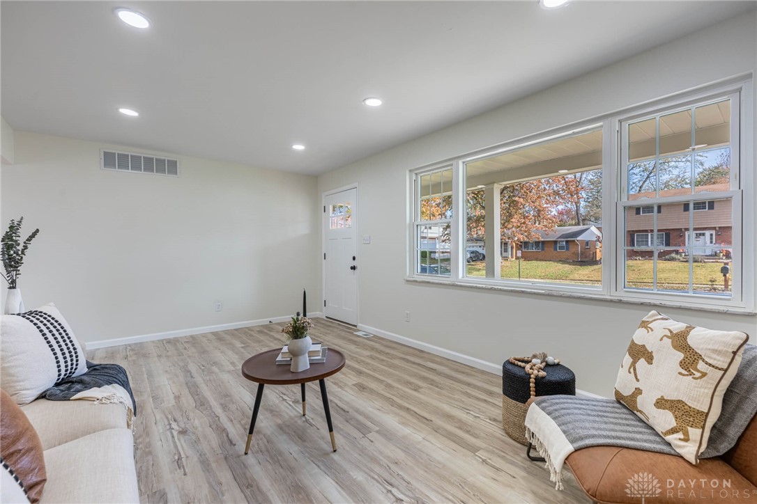 1747 Summithills Drive