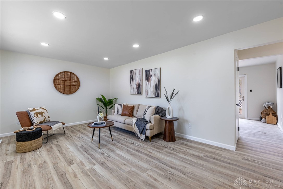 1747 Summithills Drive