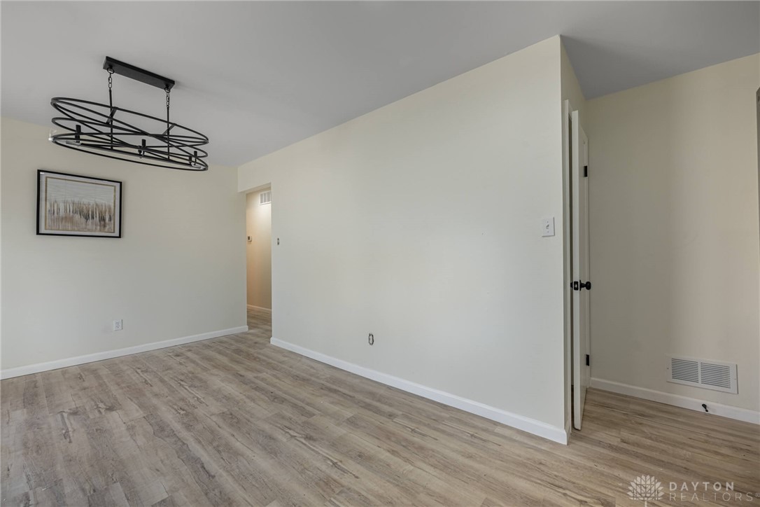 1747 Summithills Drive