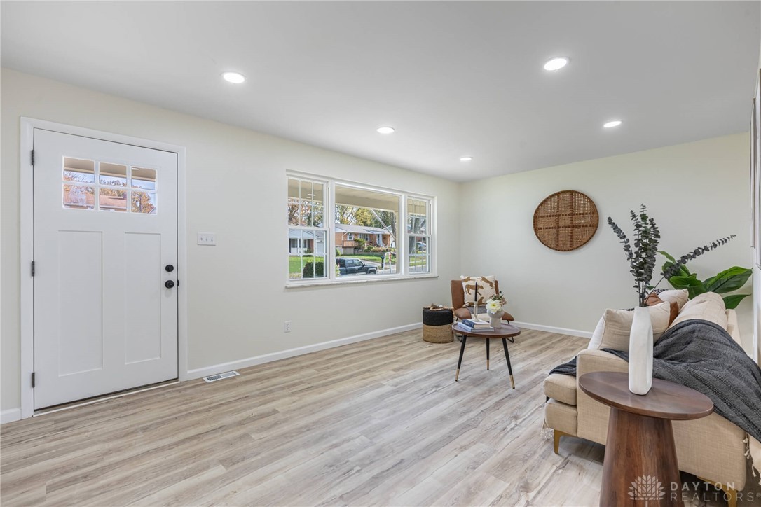 1747 Summithills Drive