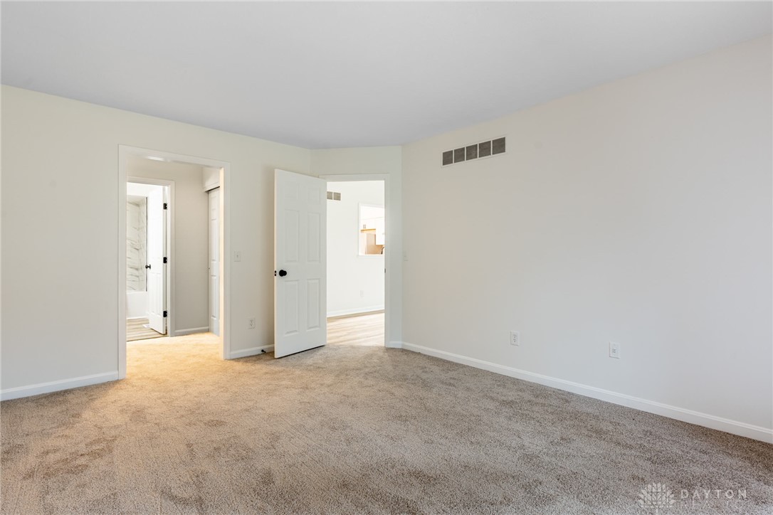 5045 Bristol Court 209