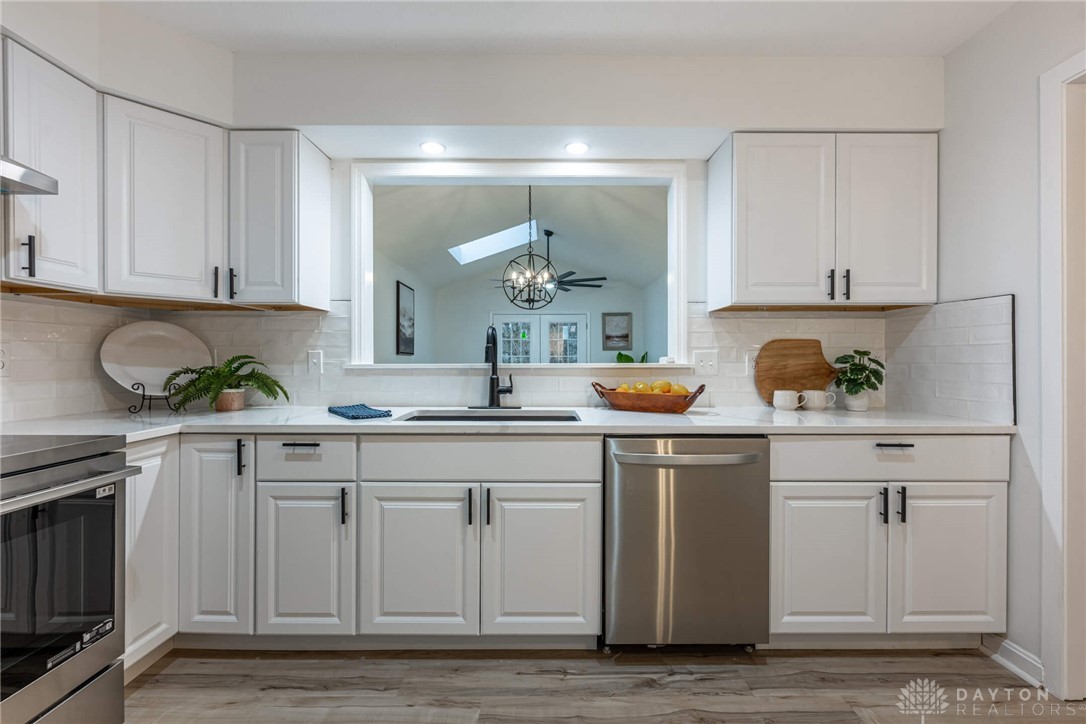 5045 Bristol Court 209