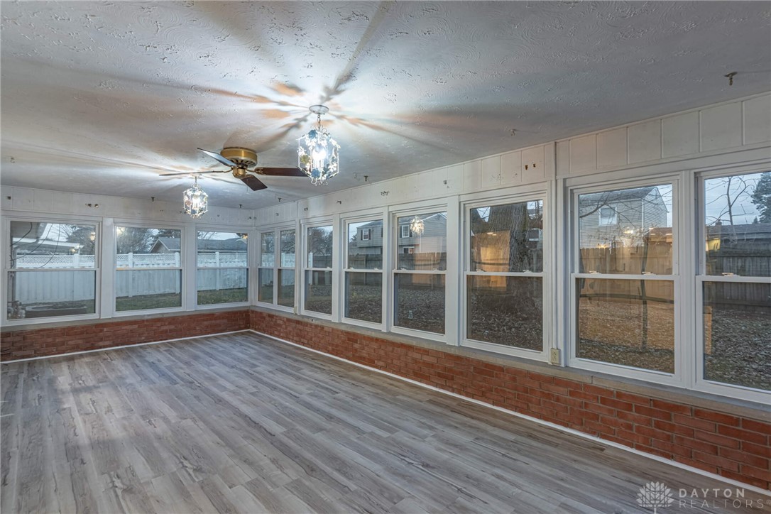 289 Hollywood Boulevard