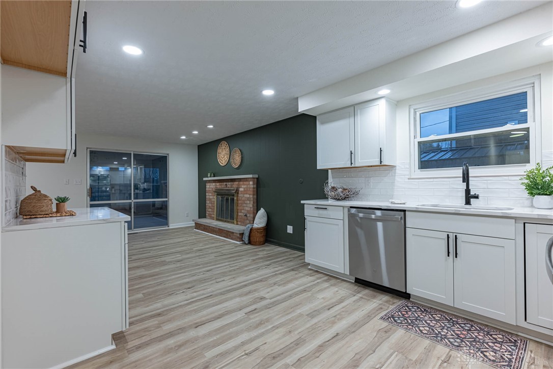 289 Hollywood Boulevard