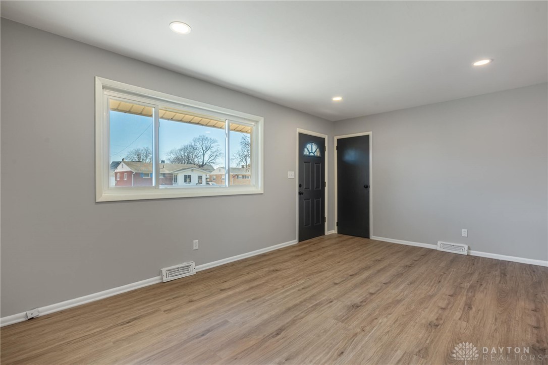 3841 Hammond Boulevard