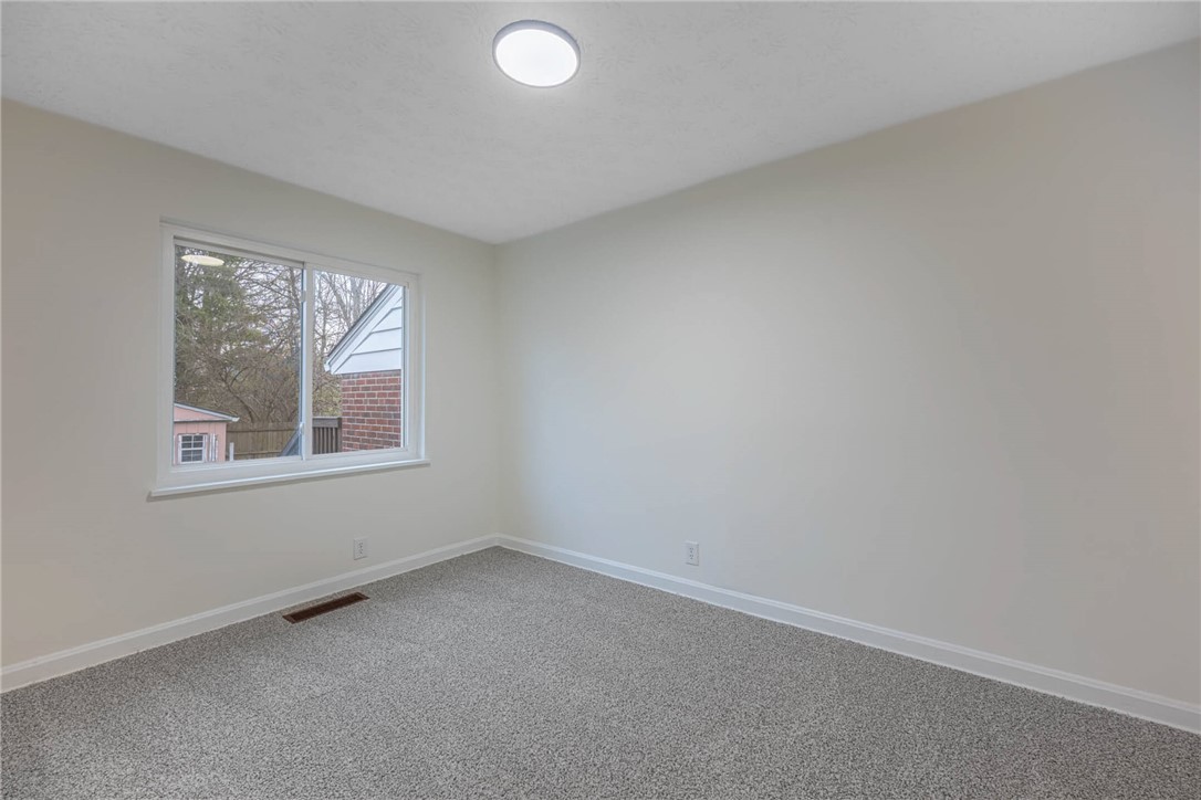 3814 N Broadlawn Circle