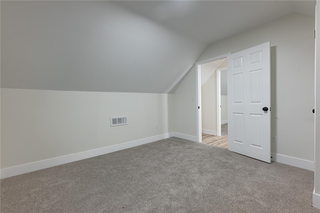 5618 Prentice Street