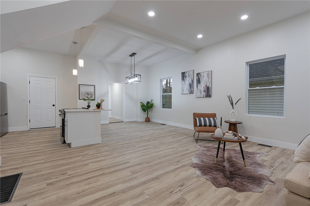 5618 Prentice Street