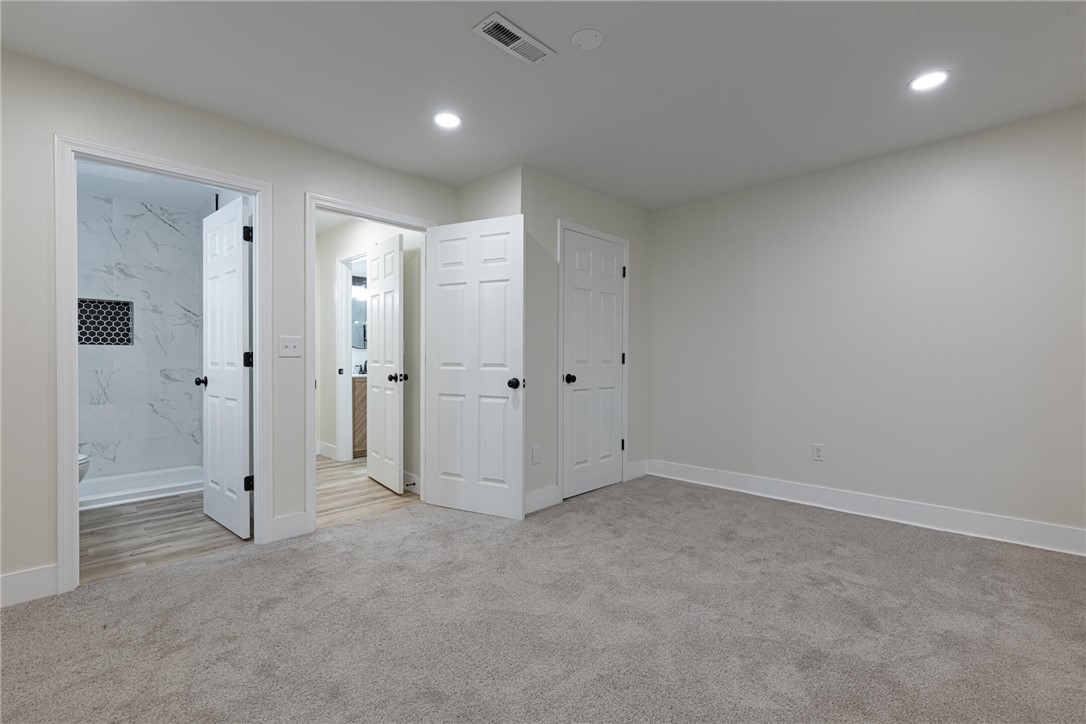 5618 Prentice Street