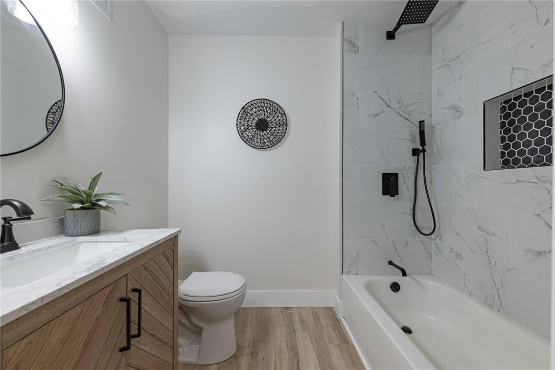 5618 Prentice Street