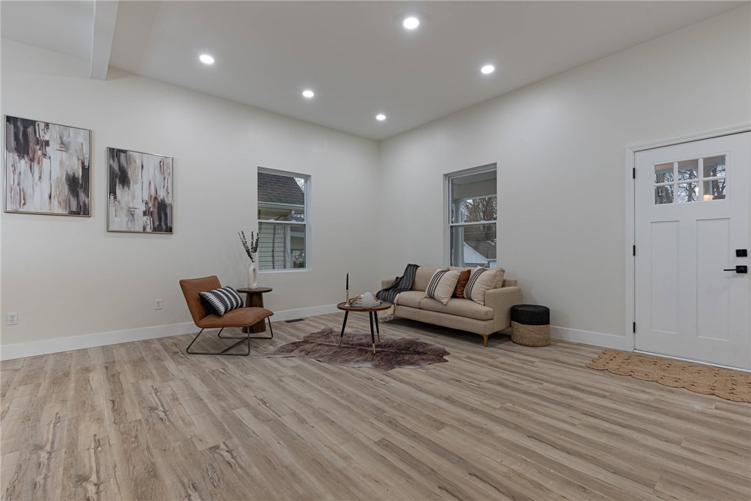 5618 Prentice Street