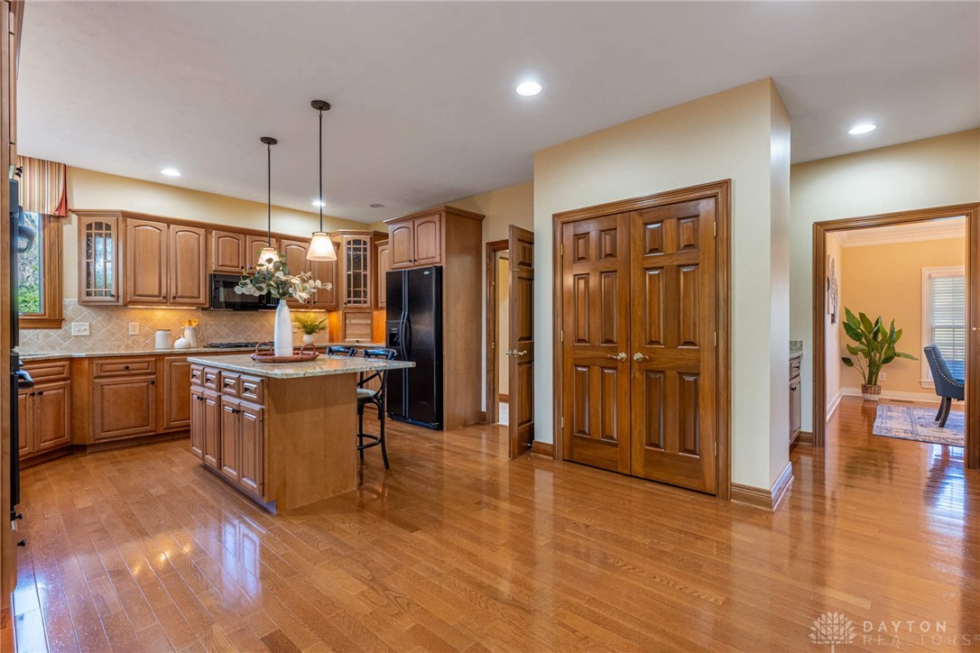 8101 Hidden Ridge Court