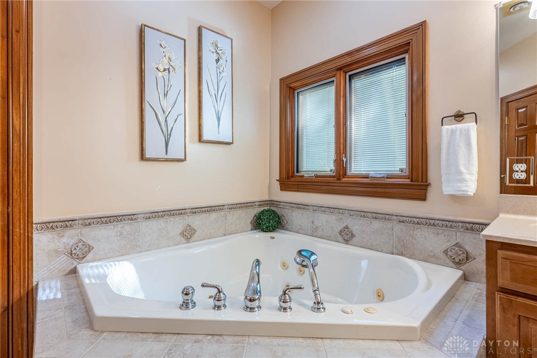 8101 Hidden Ridge Court