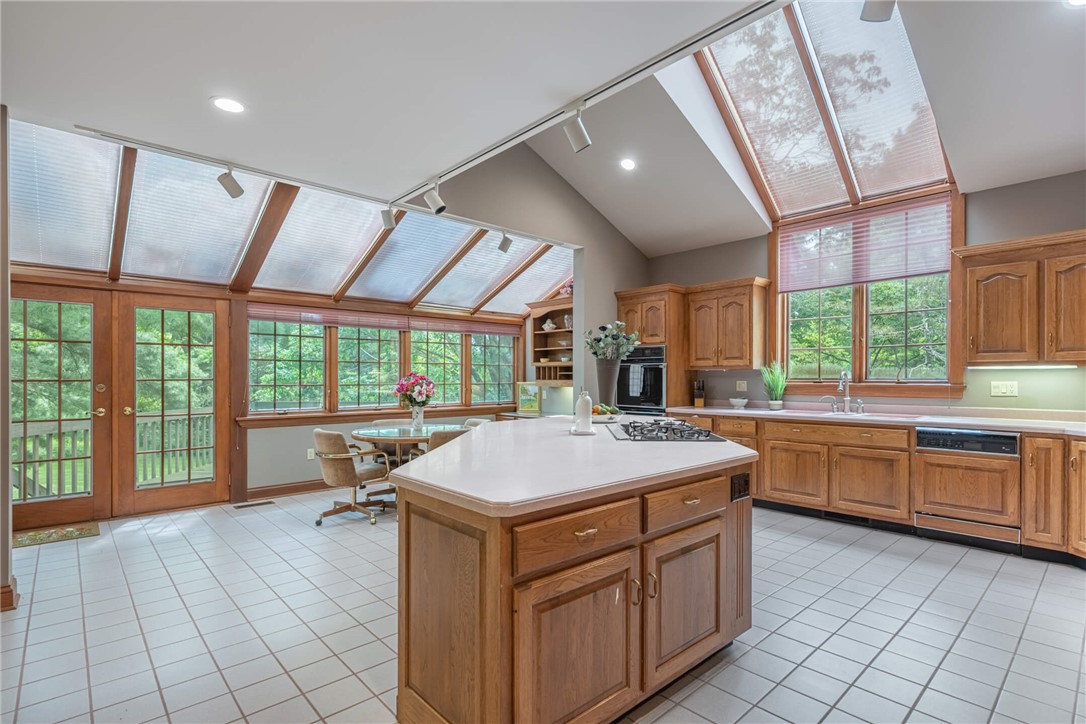 514 Shambord Circle