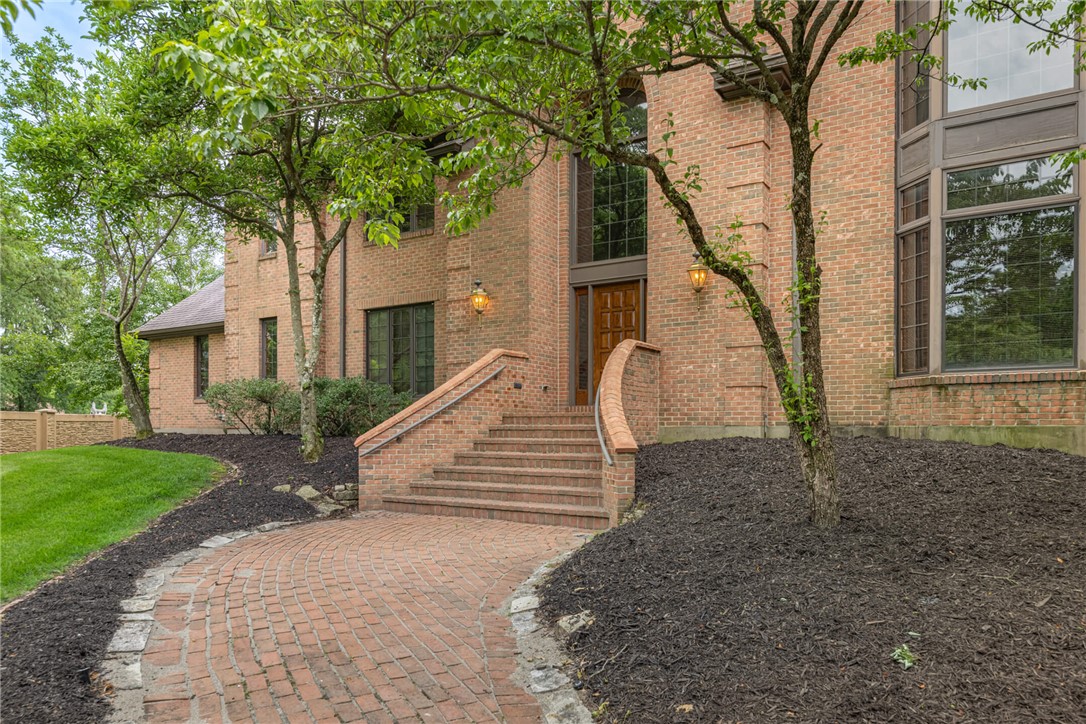 514 Shambord Circle