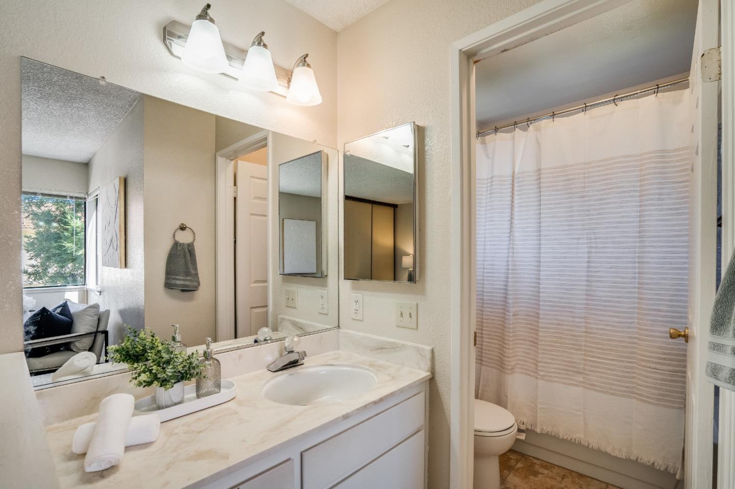 5454 Colony Green Drive