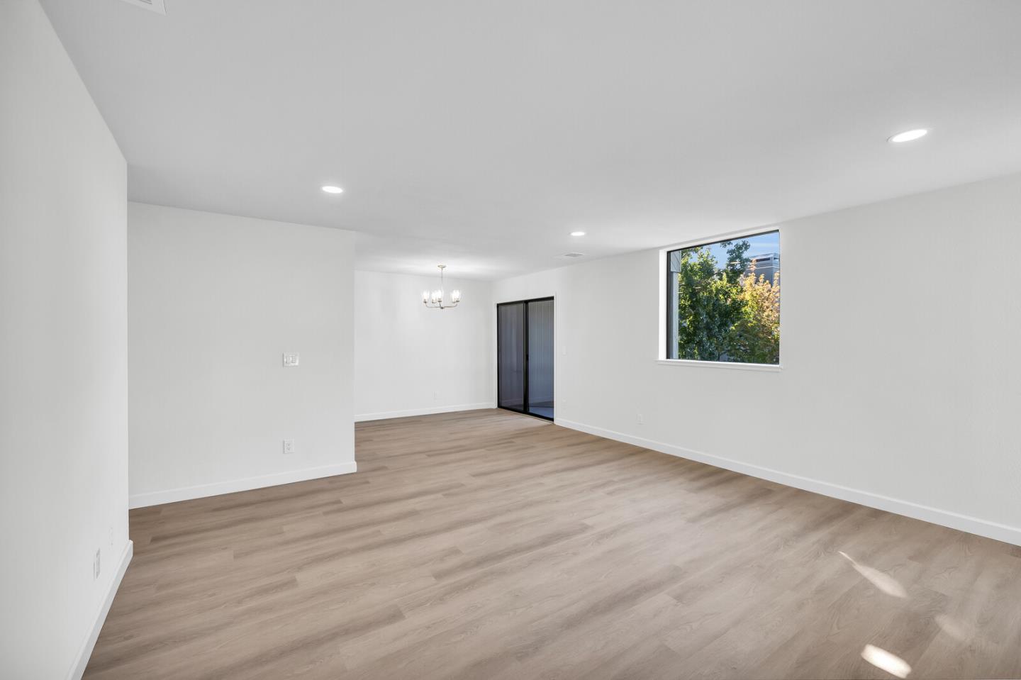 815 Sea Spray Lane 207