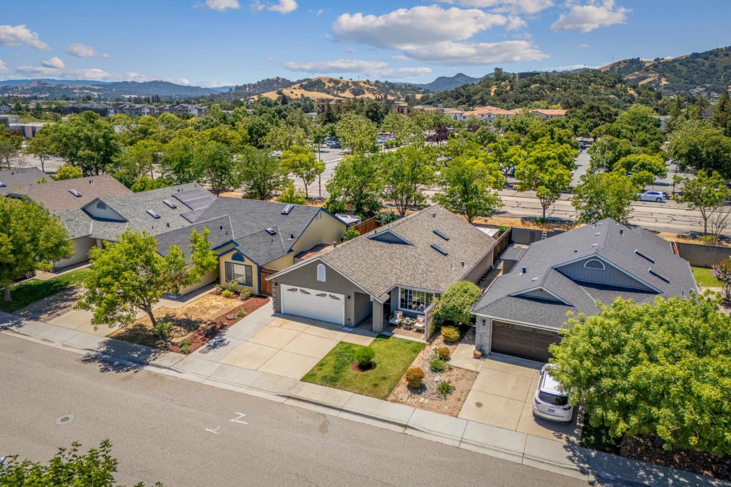 17437 Calle Del Sol
