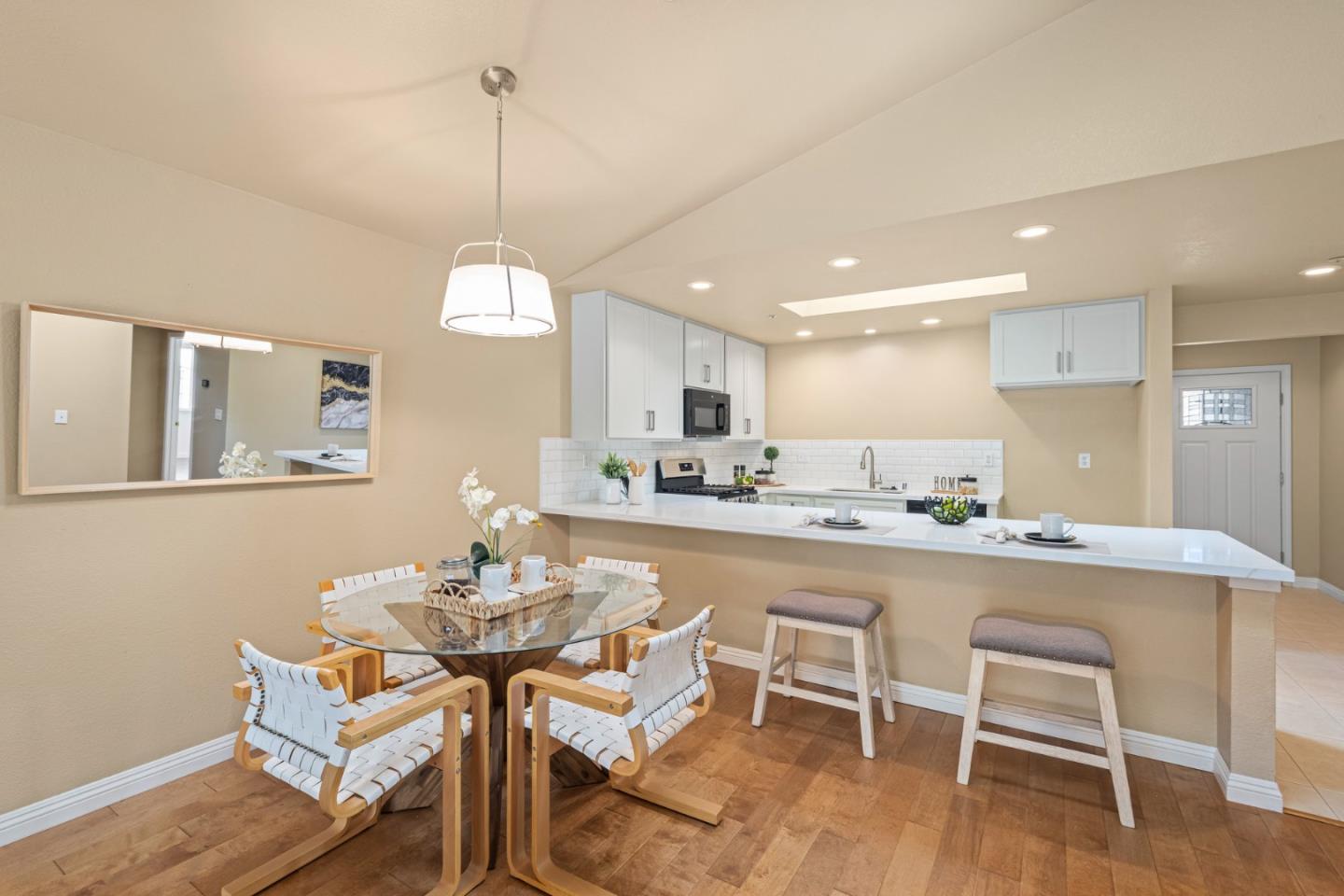 17437 Calle Del Sol