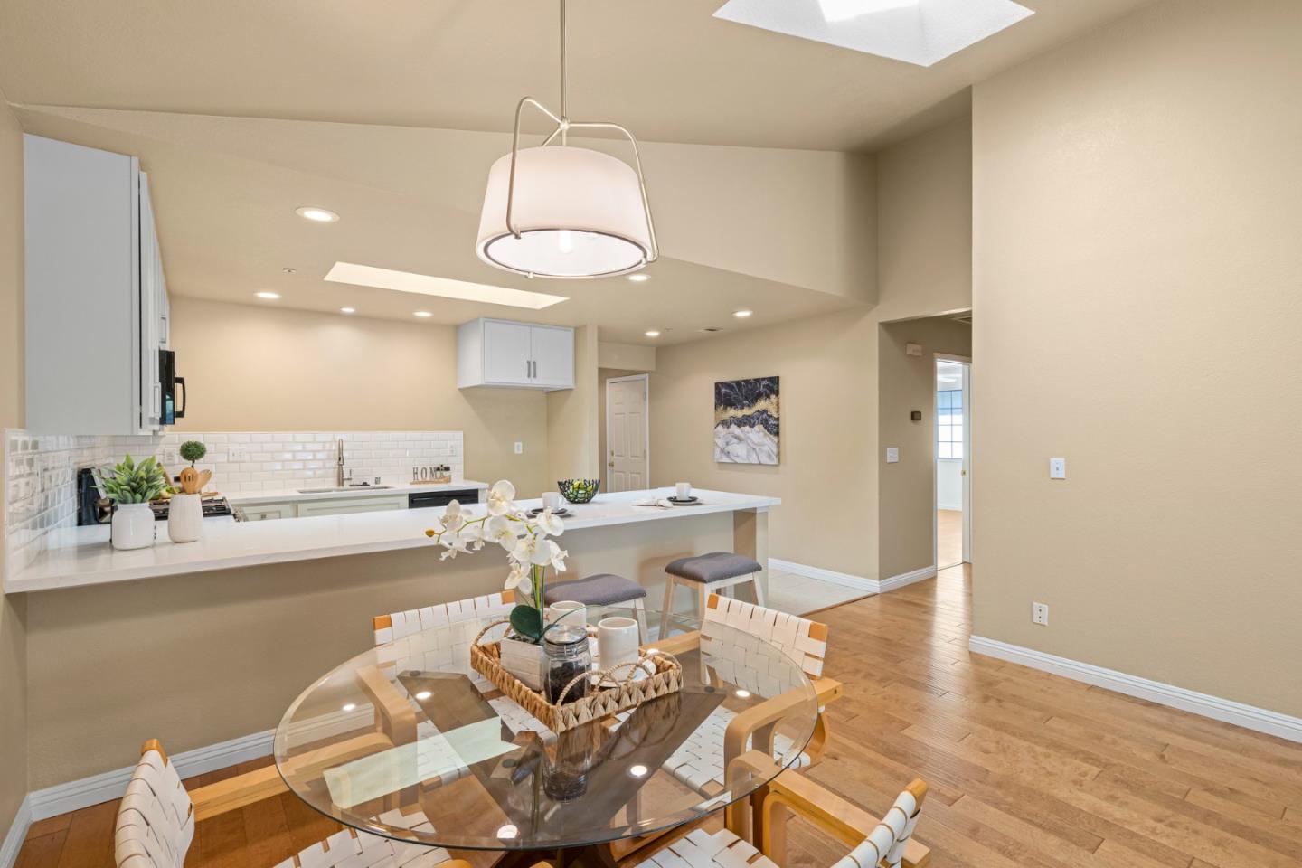 17437 Calle Del Sol